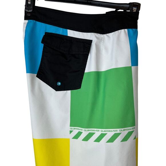 QUIKSILVER 11"  Boardshorts in White, Yellow, Blue, Men's 36" Waist - Picture 5 of 12